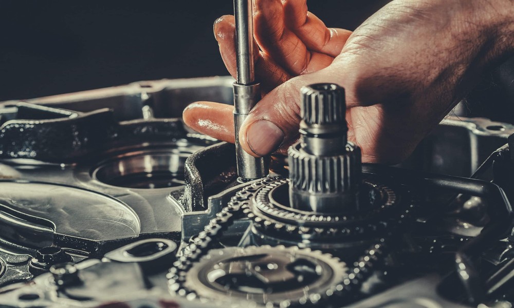 Signs Your Car Engine Repair Needs Immediate Professional Maintenance Attention